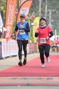 BIB: 45055, 40522
                            <button type="button" onclick="openModal(8213770)" class="btn btn-primary btn-sm float-right btn-popup" data-toggle="modal" data-target=".modal-high-quality">
                        <i class="fas fa-shopping-cart"></i> Add to Cart
                    </button>
                                            <button type="button" onclick="isThisMe(8213770, true)" class="btn btn-success btn-sm float-right btn-popup btn-isme hidden" data-toggle="tooltip" data-placement="bottom" title="นี่คือรูปของคุณใช่ไหม คลิกที่นี่เพื่อเอาเข้าอัลบั้ม">
                        <i class="fas fa-plus"></i> Add to album
                    </button>
                    <button type="button" onclick="isThisMe(8213770, false)" class="btn btn-warning btn-sm float-right btn-popup btn-isnotme hidden">
                        <i class="fas fa-ban"></i> Remove from album
                    </button>